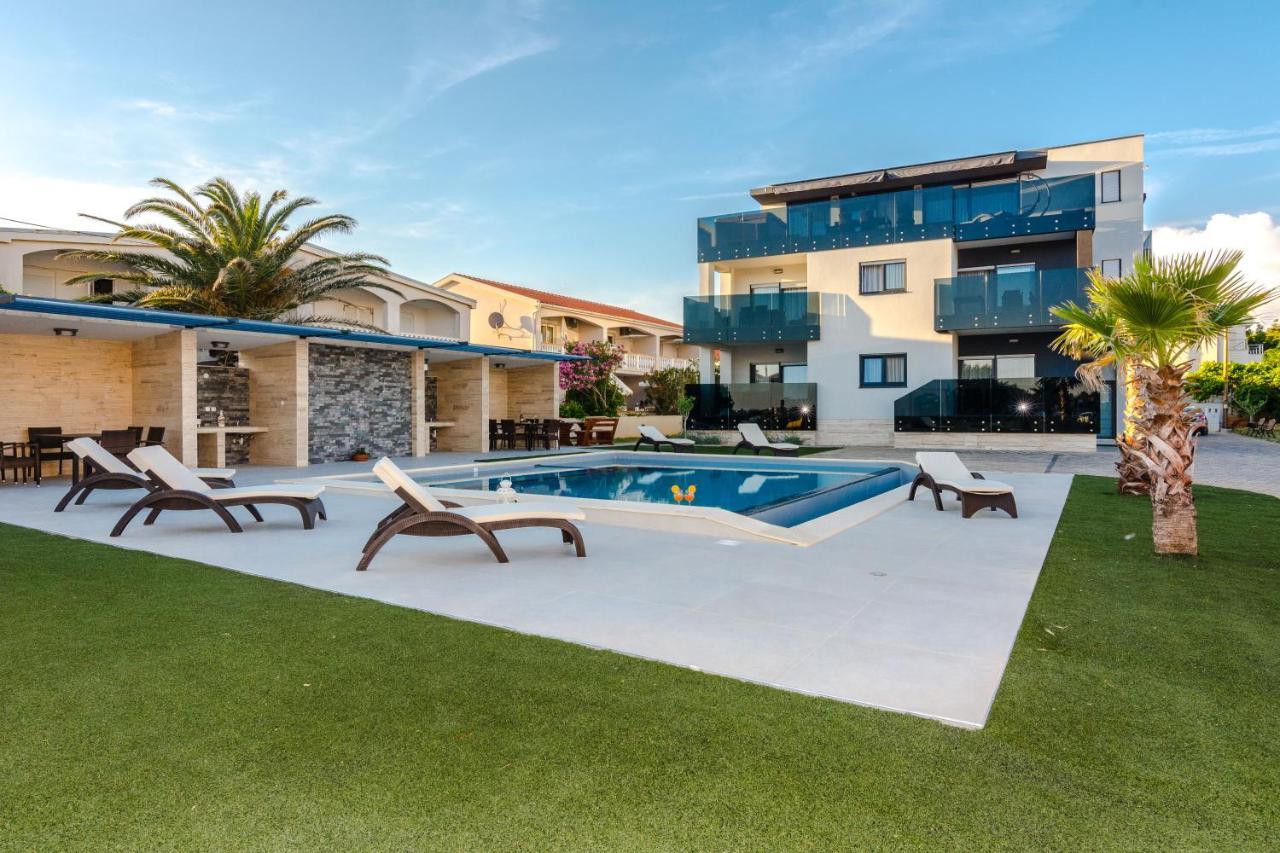 Resort Mirakul Vir Exterior photo