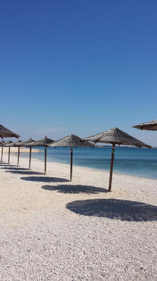 Resort Mirakul Vir Exterior photo